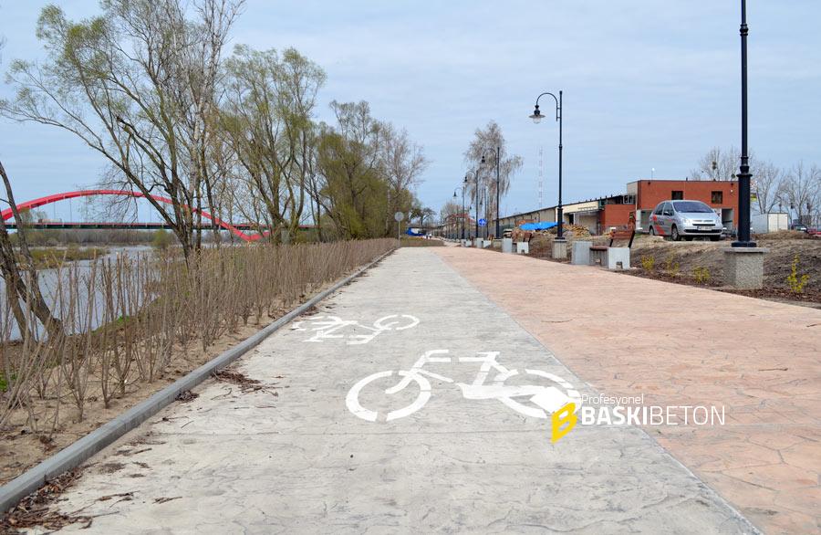 Yürüyüş ve Bisiklet Yolları Desenli Beton